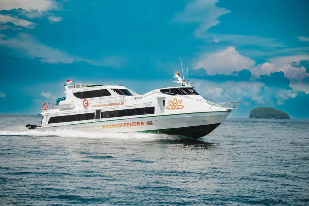Why Fast Boat is the Best Way to Travel from Bali to Gili Islands